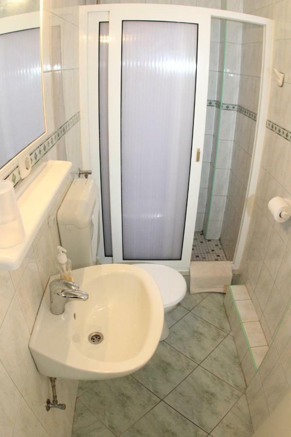 Apartmani Surlin Хвар Экстерьер фото